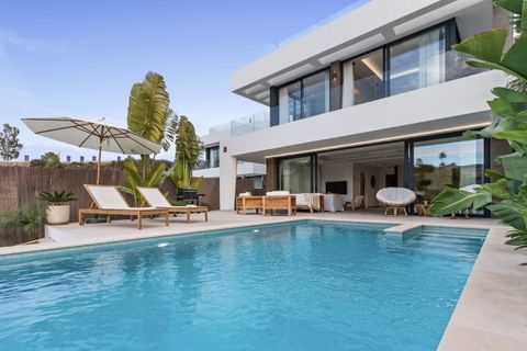 Villa a Estepona, Malaga, Estepona - € 1.495.000 | Ref: CC57159770 - foto 2