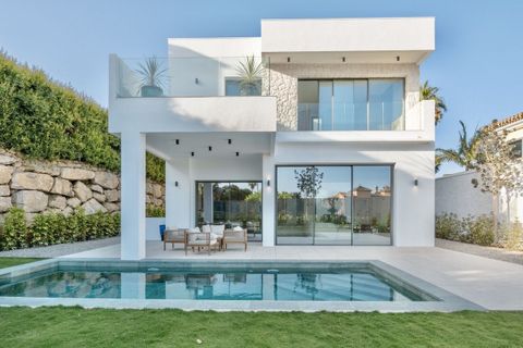 Haus in Estepona, Malaga, Estepona - € 1.695.000 | Ref: CC57168998 - Foto 2