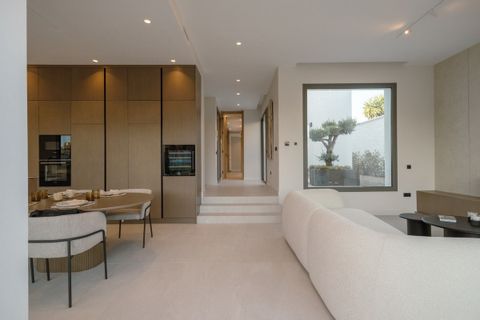 Haus in Estepona, Malaga, Estepona - € 1.695.000 | Ref: CC57168998 - Foto 6