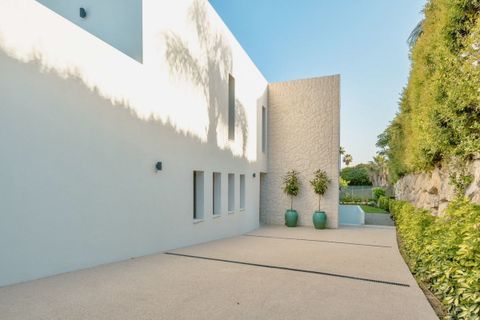Haus in Estepona, Malaga, Estepona - € 1.695.000 | Ref: CC57168998 - Foto 16