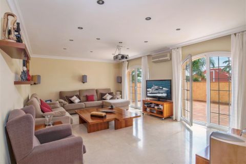 Villa a Marbesa, Malaga, Marbesa - € 1.695.000 | Ref: CC57173474 - foto 11