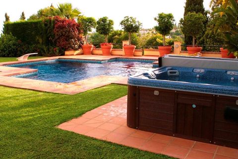 Villa a Elviria, Malaga, Elviria - € 3.000.000 | Ref: CC47687141 - foto 6