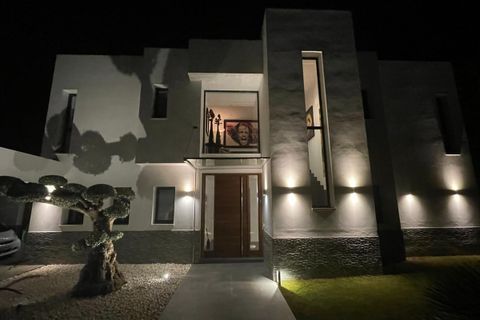 Villa in Estepona, Malaga, Estepona - € 1.995.000 | Ref: CC47828363 - foto 4