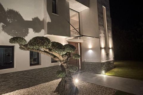 Villa in Estepona, Malaga, Estepona - € 1.995.000 | Ref: CC47828363 - foto 6