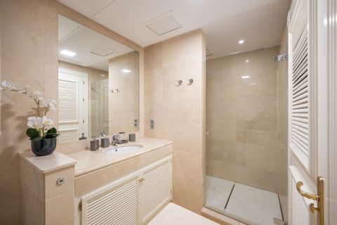 Villa a Marbella, Malaga, Marbella - € 3.950.000 | Ref: CC47976617 - foto 40