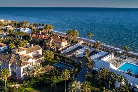 Villa a Los Monteros, Malaga, Los Monteros - € 10.700.000 | Ref: CC57032207 - foto 4
