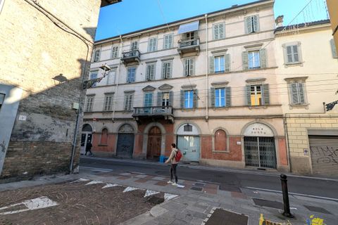 Apartament a Parma, Parma, Parma - € 1.300/mes | Ref: BU12219BX - foto 24