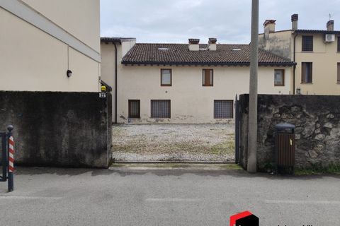 Helårsgrund i Thiene, Vicenza, Thiene - € 45.000 | Ref: A049 - foto 3