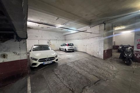 Garage i Marseille, Bouches-du-Rhone, Marseille - € 1.510.000 | Ref: 736P-WXB-VKY - foto 5