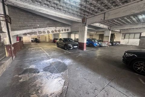 Garage i Marseille, Bouches-du-Rhone, Marseille - € 1.510.000 | Ref: 736P-WXB-VKY - foto 6