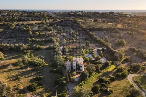 Villa i Guia, Faro, Guia - € 1.980.000 | Ref: V5-572 - foto 3