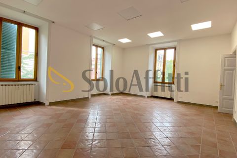 Apartament a Rome, Rome, Rome - € 3.000/mes | Ref: A0744 - foto 6