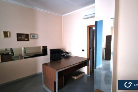 Erhvervsejendom i Sassari, Sassari, Sassari - € 90.000 | Ref: Via Nizza - foto 5