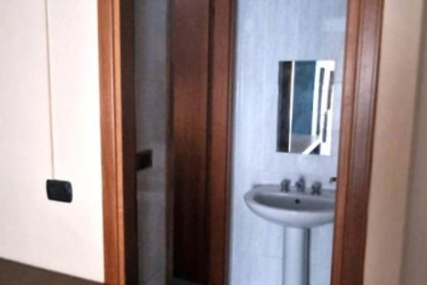 Erhvervsejendom i Sassari, Sassari, Sassari - € 90.000 | Ref: Via Nizza - foto 8