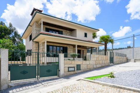 Villa en Maia, Porto, Maia - € 685.000 | Ref: LS05550 - photo 1