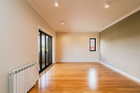 Villa en Maia, Porto, Maia - € 685.000 | Ref: LS05550 - photo 14