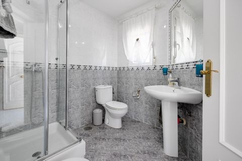 Villa i Cabo Roig, Alicante, Cabo Roig - € 645.000 | Ref: R-79423 - foto 30