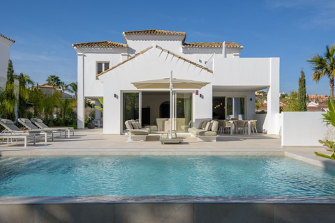 Villa a Estepona, Malaga, Estepona - € 1.595.000 | Ref: BLXR-1201 - foto 9