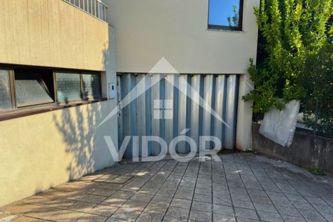 Garage i Paredes, Porto, Paredes - € 9.900 | Ref: 00.PO.74.004 - foto 1