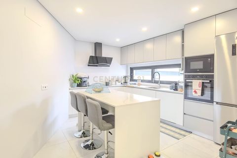 Villa a Valongo, Porto, Valongo - € 549.000 | Ref: C0272-02548 - foto 12