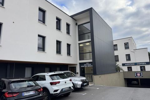 Erhvervsejendom i Les Angles, Gard, Les Angles - € 260.000 | Ref: VP072-CARMENIER - foto 1