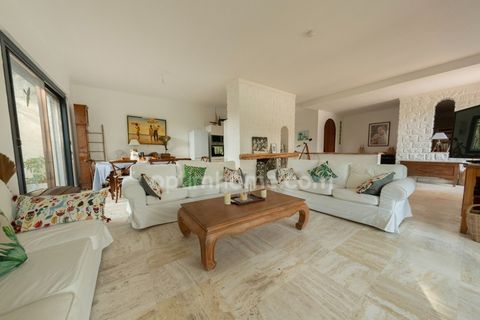 Villa a Lunel, Herault, Lunel - € 999.000 | Ref: 830034537694 - foto 2