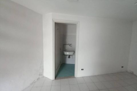 Erhvervsejendom i Ozieri, Sassari, Ozieri - € 30.000 | Ref: 201-59 - foto 8