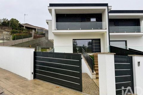 Rækkehus i Penafiel, Porto, Penafiel - € 466.500 | Ref: 774852 - foto 1