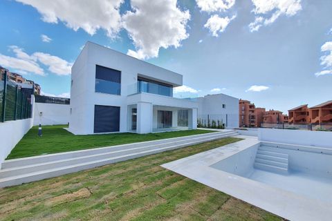 Villa i Manilva, Malaga, Manilva - € 780.000 | Ref: R5255476 - foto 1