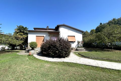 Villa a Barga, Lucca, Barga - € 420.000 | Ref: APS-1840 - foto 2