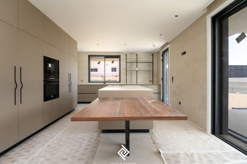 Villa i Pedroso, Porto, Pedroso - € 1.100.000 | Ref: PF-9039 - foto 1