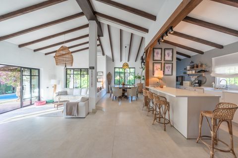 Villa a Estepona, Malaga, Estepona - € 1.495.000 | Ref: NEWV9033 - foto 2