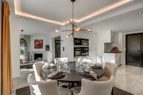 Villa in Marbella, Malaga, Marbella - € 1.894.000 | Ref: NEWV9034 - foto 15