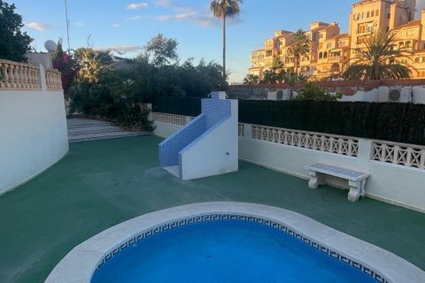 Dupleks i Torrevieja, Alicante, Torrevieja - € 320 000 | Ref: 13682-CHR/2912 - foto 9