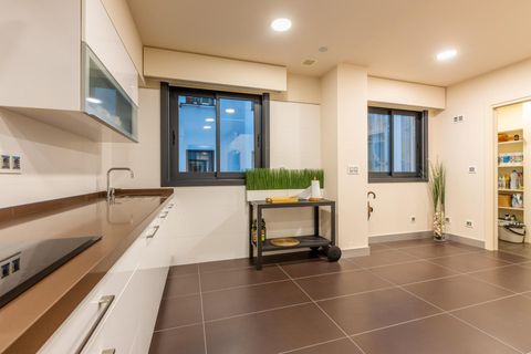 Leilighet i A Coruna, Coruna, A Coruna - € 1 500 000 | Ref: 13730-IVN/2912 - foto 16
