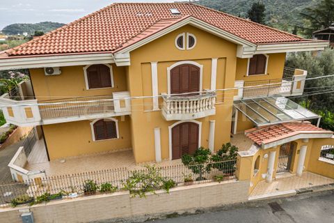 Villa i Savoca, Messina, Savoca - € 995.000 | Ref: 07-009 - foto 1