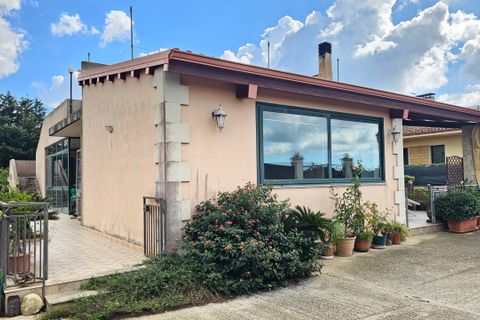 Villa i Modica, Ragusa, Modica - € 349.000 | Ref: 10155 - foto 2