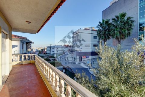 Villa i Amadora, Lisbon, Amadora - € 1.500.000 | Ref: Imopp-00300 - foto 34