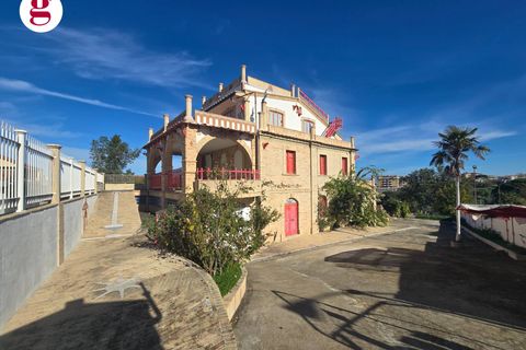 Villa i Vasto, Chieti, Vasto - € 340.000 | Ref: IM202570 - foto 1