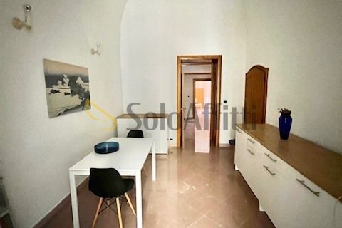 Apartament a Bari, Bari, Bari - € 750/mes | Ref: AA665 - foto 4