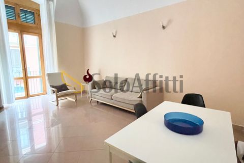 Apartament a Bari, Bari, Bari - € 750/mes | Ref: AA665 - foto 2
