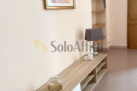 Apartament a Bari, Bari, Bari - € 750/mes | Ref: AA665 - foto 3
