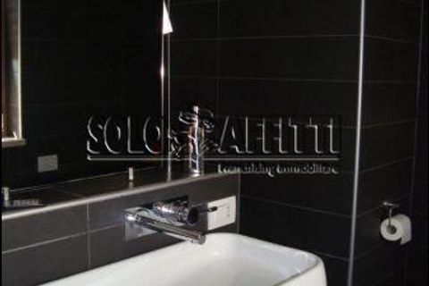 Apartament a Bari, Bari, Bari - € 1.100/mes | Ref: AA1137 - foto 3