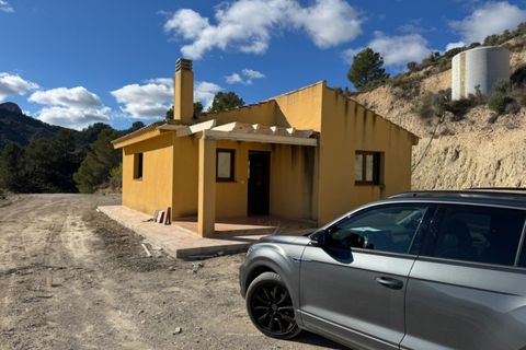 Villa i Relleu, Alicante, Relleu - € 135.000 | Ref: NO5701 - foto 1