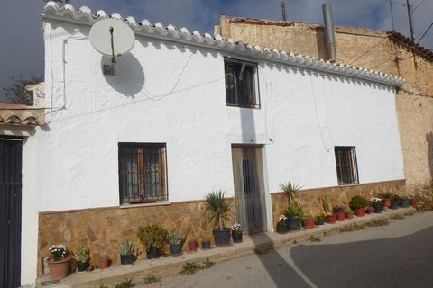 Landejendom i Chirivel, Almeria, Chirivel - € 33.000 | Ref: v2924 - foto 1