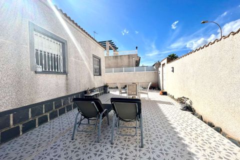 Villa a Orihuela, Alicante, Orihuela - € 389.000 | Ref: C-1085 - foto 26
