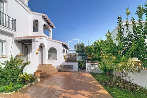Villa a Es Castell, Menorca, Es Castell - € 745.000 | Ref: MEN65281 - foto 2