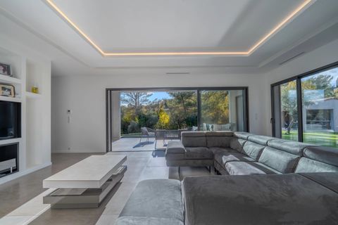 Villa i Le Rouret, Alpes-Maritimes, Le Rouret - € 1.995.000 | Ref: HH-16015313 - foto 6