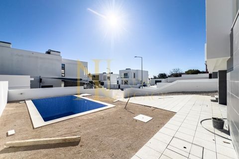 Stadthaus in Corroios, Setubal, Corroios - € 765.000 | Ref: NL - SON 012 - Foto 5