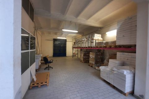 Erhvervsejendom i Florence, Florence, Florence - € 350.000 | Ref: 002- "Locale Commerciale Careggi" - foto 2